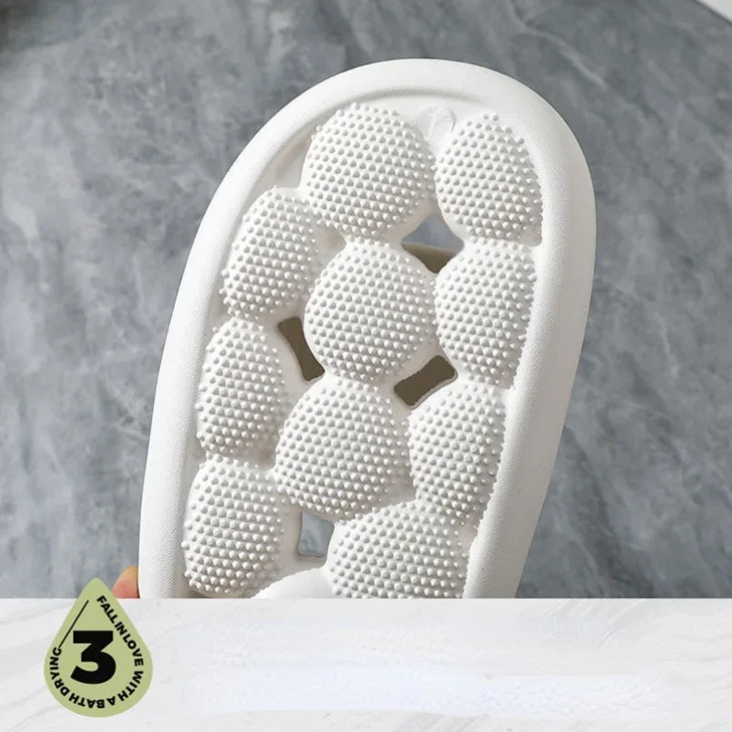 Woman Summer Massage Slipper Cloud Eva Female Male Sandals Leaking Men Flip Flops Beach Slides Home Casual House Shoes Flat
